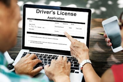 Las personas que deseen tramitar su licencia de conducir deben presentar estos documentos si lo hacen en Texas