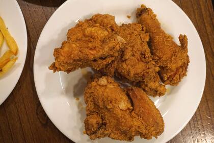 Las piezas de Marco Pollo pisan fuerte en el delivery
