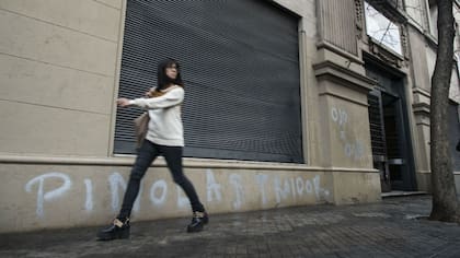 Las pintadas contra Pinola en Rosario