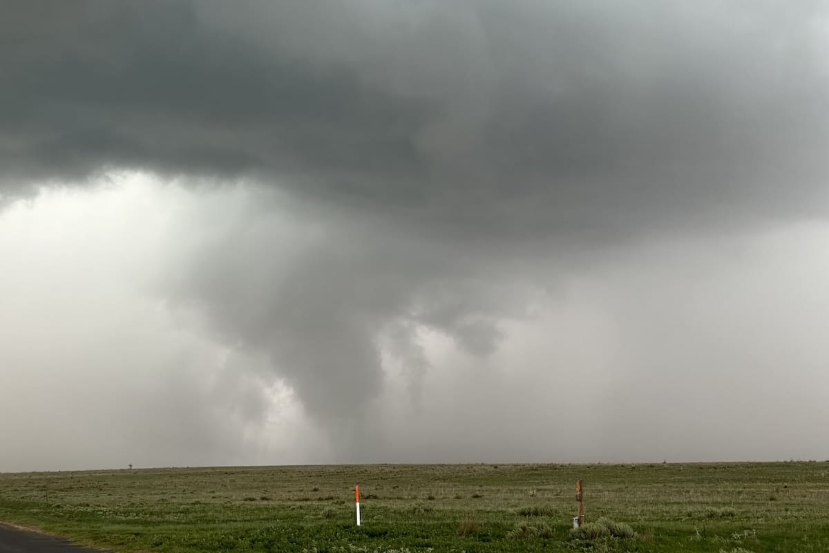 Las poblaciones de los estados del sur de EE.UU. registran tornados y fuertes tormentas