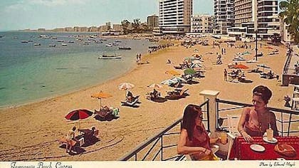 Las postales antiguas muestran cómo era este lugar antes de la división de Chipre