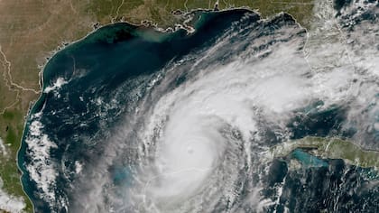 Las predicciones de este 2026 indican menor cantidad de huracanes y tormentas en Florida (archivo)