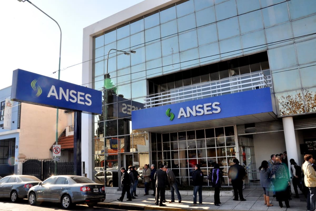 Las prestaciones que abona la Anses este miércoles 27 de noviembre