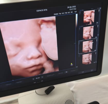 Las primeras imágenes del hijo de la pareja (Foto: @evabargiela)