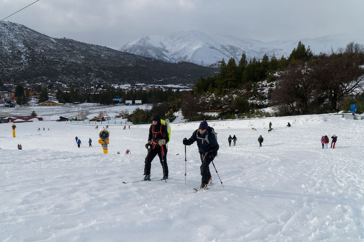 Las primeras nevadas de la temporada llegaron al cerro Catedral a finales de mayo