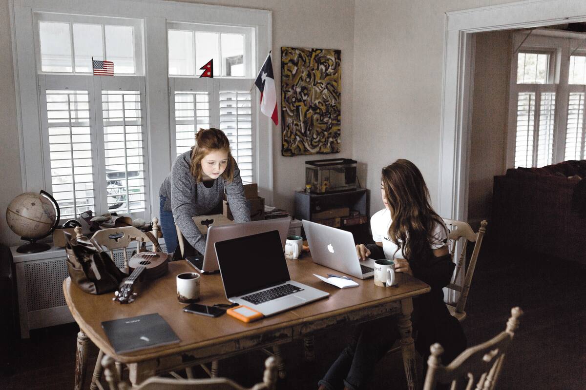 Las profesiones relacionadas con la tecnología son de las más solicitadas en el trabajo remoto en Estados Unidos