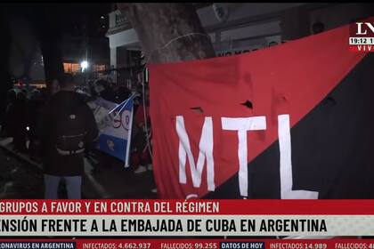 Las protestas afuera de la embajada de Cuba en la Argentina