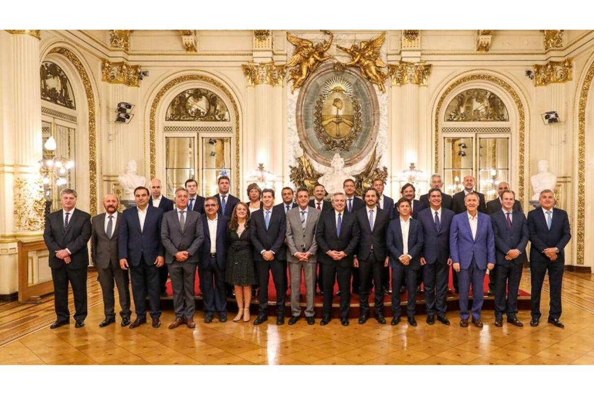 Las provincias ya acordaron con el gobierno nacional compensaciones, pero el monto se discutirá en abril. Expertos dicen que Nación debería emitir para asistir a los distritos.