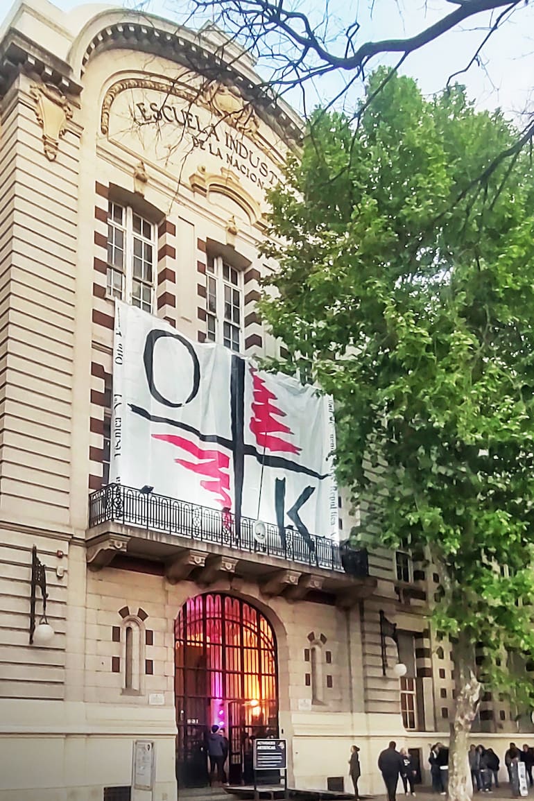 Las puertas abiertas del Krause en La Noche de los Museos, habrá que esperar la próxima edición y no perderse la visita.