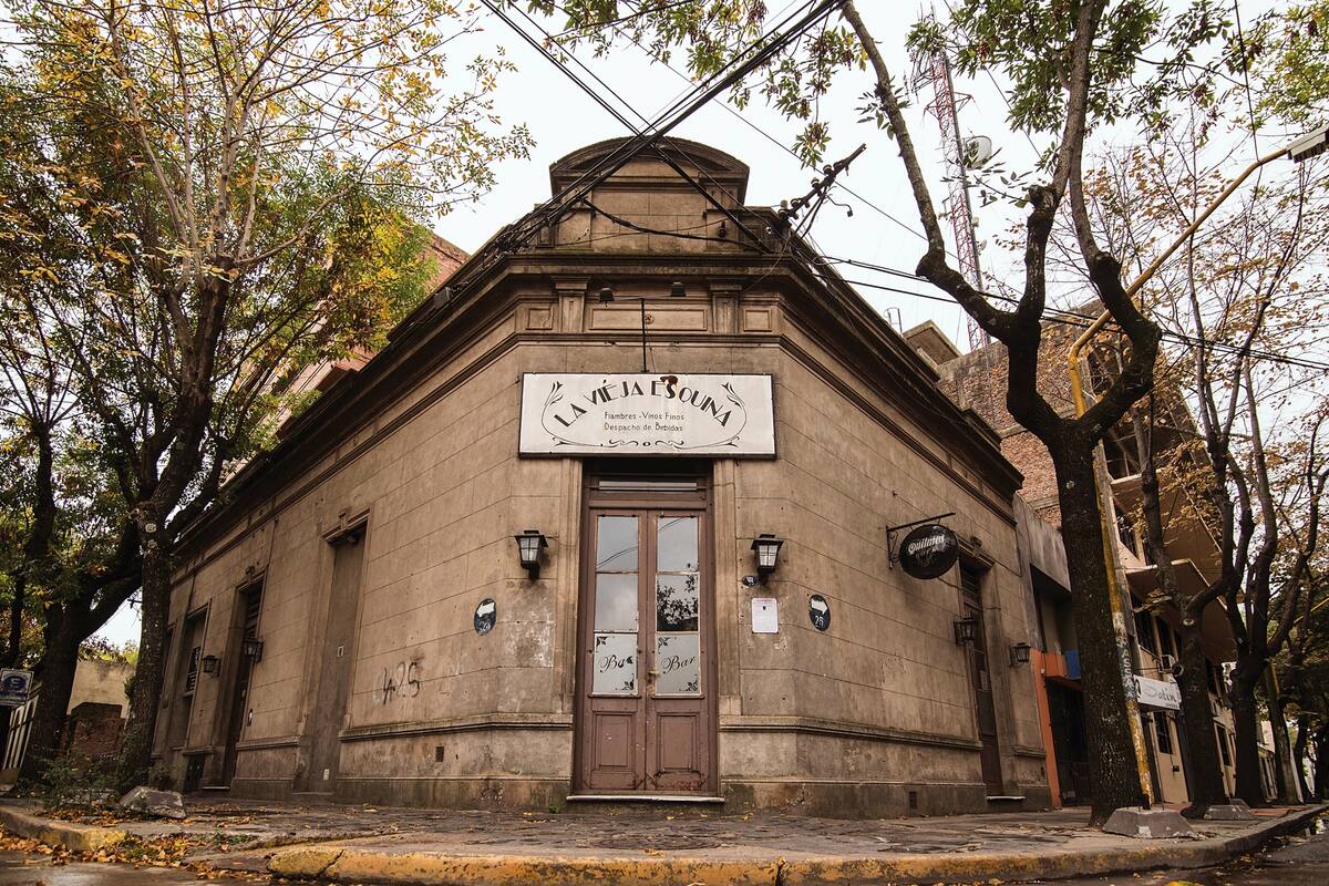 Las pulperías y almacenes siguen vigentes en los pequeños pueblos rurales