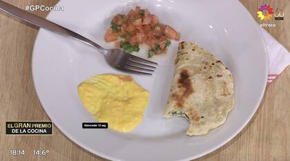 Las quesadillas del equipo verde fascinaron a todos pero en especial a Petersen.