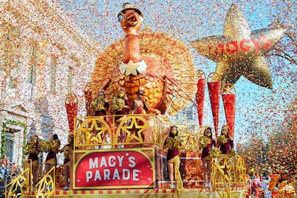 Las ráfagas previstas en Nueva York, estimadas entre 20 y 30 millas por hora (32 a 48 km/h), pondrán en jaque el despliegue de los icónicos globos gigantes en el desfile de Macy’s