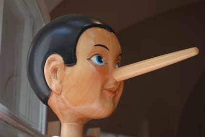 Las razones por las que una persona desarrolla mitomanía no son completamente claras