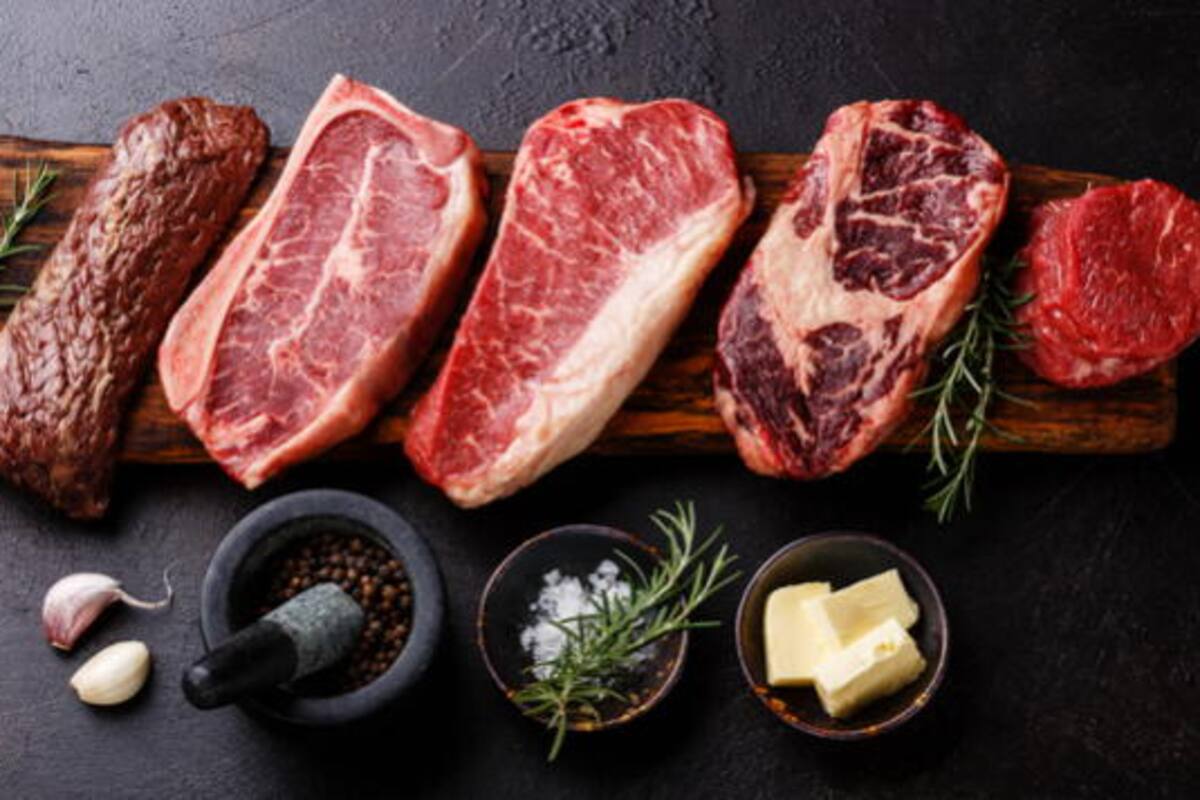 Las recomendaciones oficiales sugieren bajar el consumo de carnes rojas