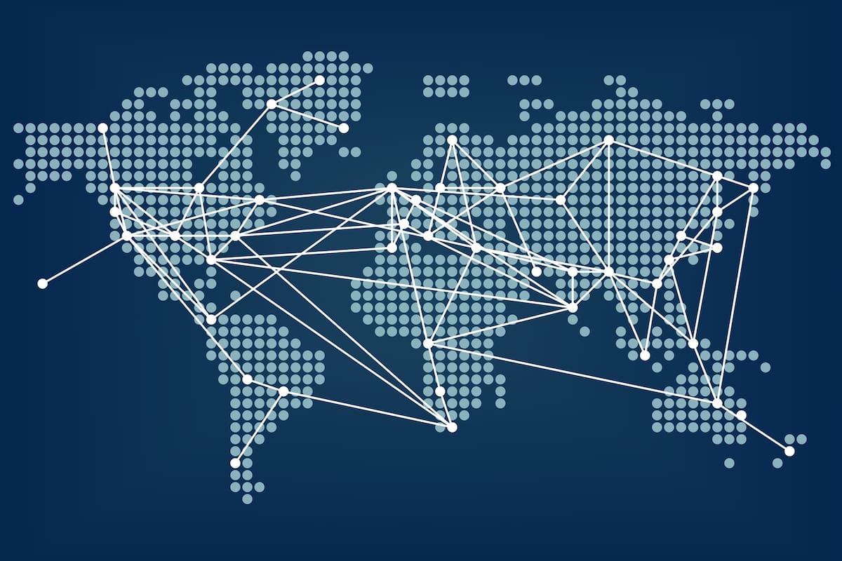 Las redes privadas virtuales o VPN permiten establecer conexiones cifradas desde las que ocultar nuestra actividad en internet