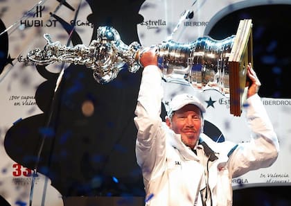 Las regatas son una de las aficiones de Larry Ellison.