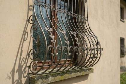 Las rejas curvas son furor en Argentina por la seguridad que brindan y su apariencia
