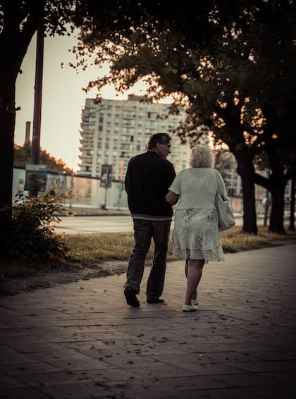 Las relaciones sociales mejoran la salud mental, según un estudio