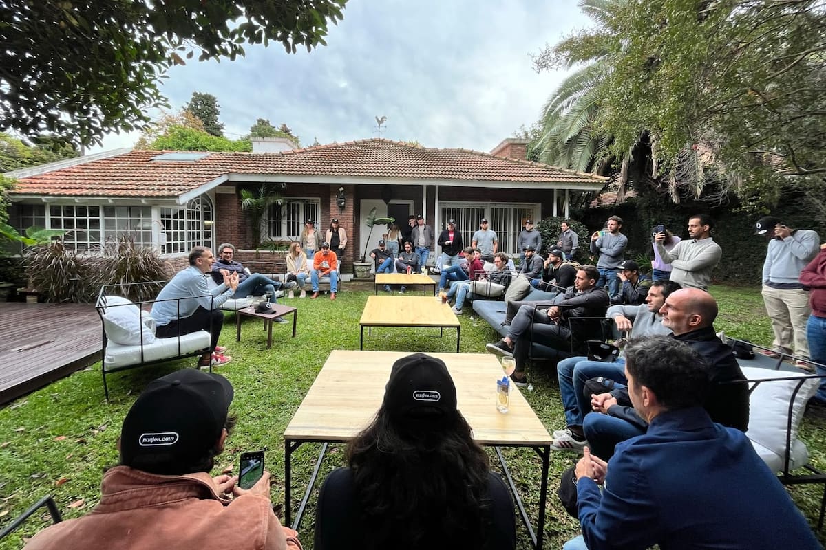 Las reuniones al aire libre que se hacen entre el equipo de Nuqlea