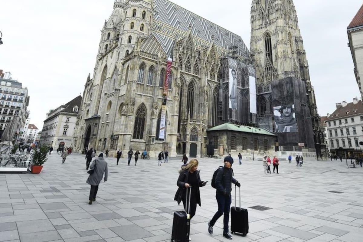 Las reuniones de más de 500 personas en Austria quedan prohibidas hasta nuevo aviso.