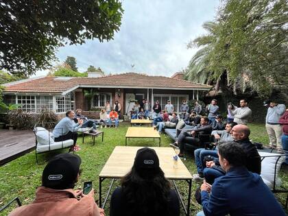 Las reuniones siempre se realizan en el parque