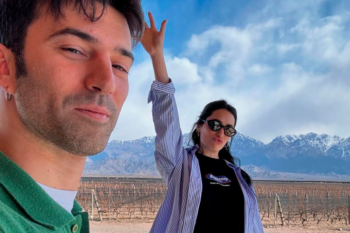 Las románticas vacaciones de Lali Espósito y Pedro Rosemblat en Mendoza
