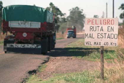 Las rutas en mal estado inciden directamente en los costos del transporte, dicen los analistas