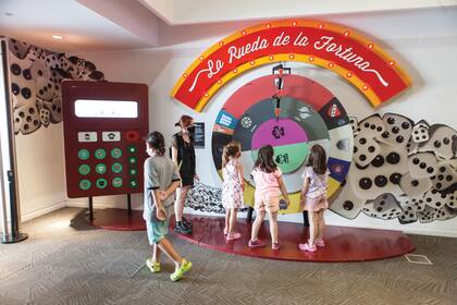 Las salas permanentes del Centro Cultural de la Ciencia son una visita ideal para familias con hijos
