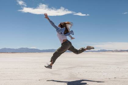 Las Salinas Grandes cautivan a los visitantes.