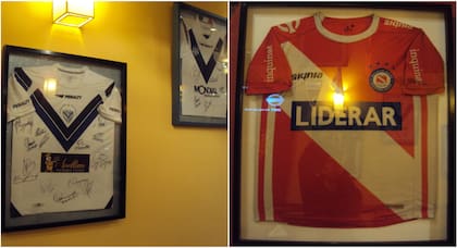 Las sucursales de Avellino cuentan con diferentes camisetas de jugadores de fútbol firmadas