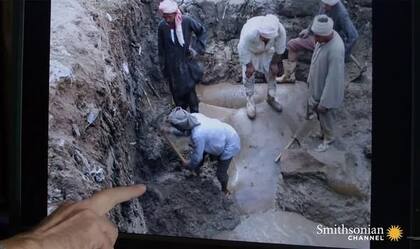 Las tallas de los jeroglíficos en el costado de la estatua revelaron a Psamtik como el legítimo propietario
