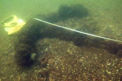 Las tarea del CIPAC implican desafíos físicos para los arqueólogos, que descienden bajo el mar para investigar vestigios