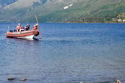 Las tareas de búsqueda en el Lago Gutiérrez