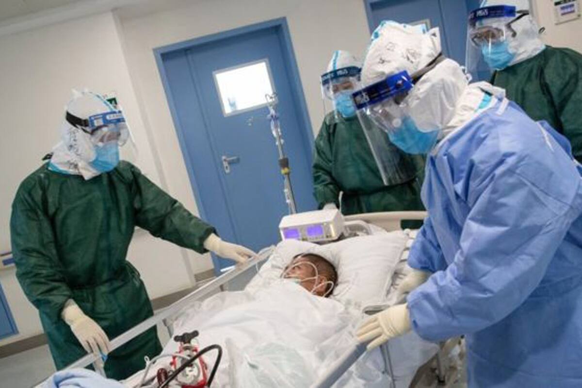 Las tasas de mortalidad aumentan gradualmente según las edades: para las personas de 40 años es del 0,4%; de 50 es del 1,3%; de 60 es del 3,6%, de 70 es del 8% y de 80 o más, del 14,8%