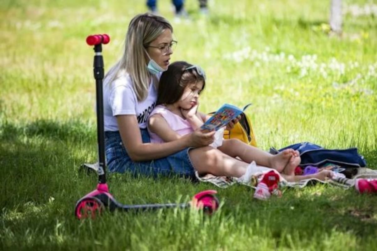 Las teorías sobre el inicio de la alfabetización en los niños varían según las distintas ideas que hay sobre la educación