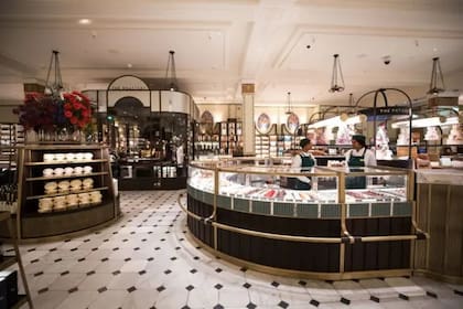 Las tiendas a menudo seleccionan cuidadosamente la música, los objetos y los aromas que pueden influir en nuestro comportamiento de compra
