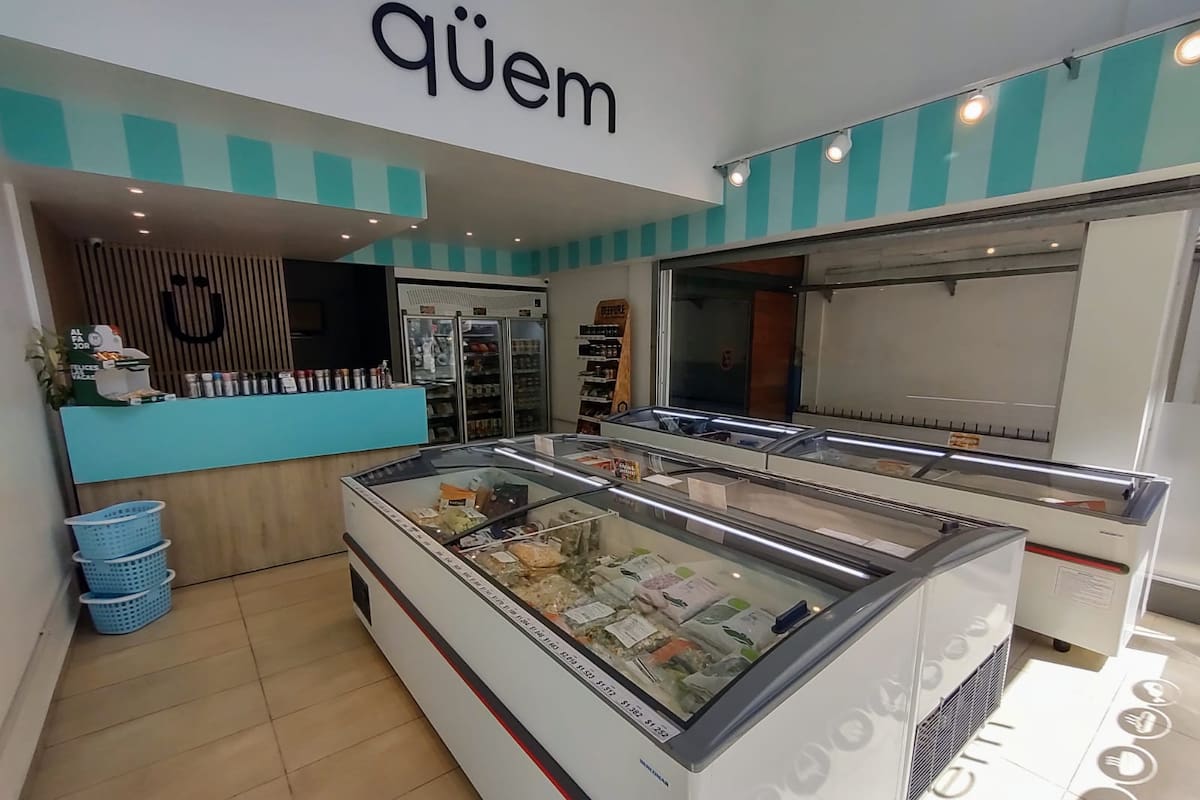 Las tiendas de congelados Qüem vende productos tercerizados y propios; los más pedidos suelen ser los Franuí, yogures, frutas y verduras