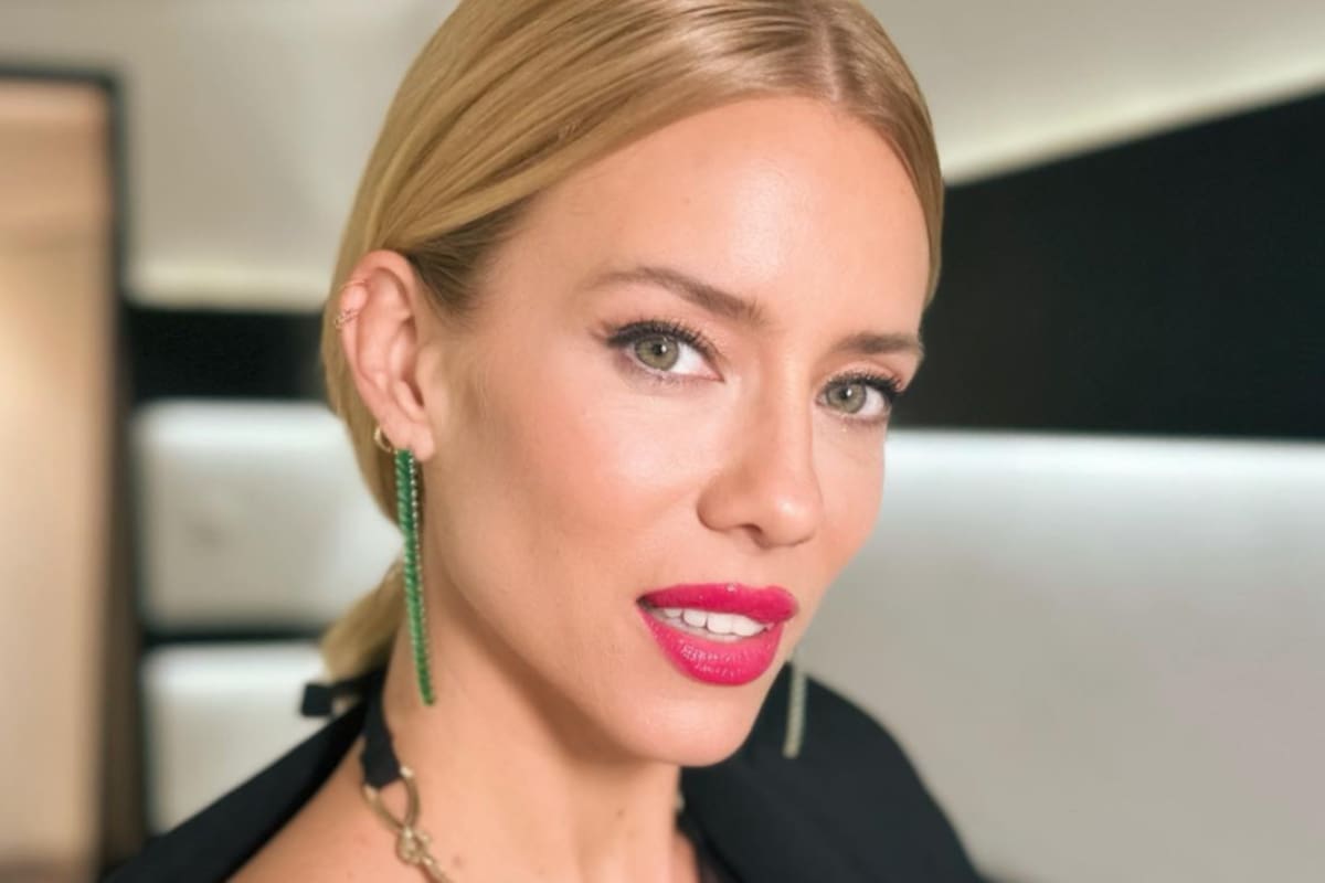 Las tiernas fotos de Nicole Neumann luciendo su panza de embarazada en la luna de miel