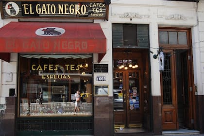 Las tortas más clásicas y deliciosas te esperan en El Gato Negro