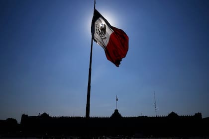 Las tradiciones mexicanas siguen siendo mantenidas por los inmigrantes que habitan Arizona, en Estados Unidos (AP Foto/Marco Ugarte, Archivo)