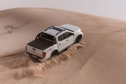 Las travesías por los médanos y las clínicas de manejo 4x4 son un clásico del verano en la costa argentina