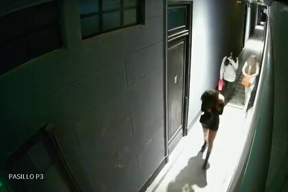 Las tres jóvenes tienen 21 años y habían atacado a los turistas en mayo.