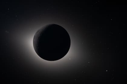 Las tripulación señaló que la Tierra desprende un halo de luz cuando el Sol se oculta tras ella