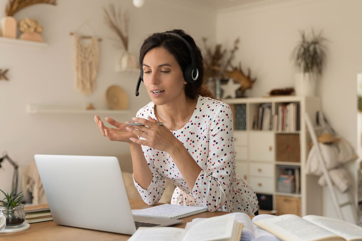Las tutorías online o clases virtuales son un buen ingreso extra