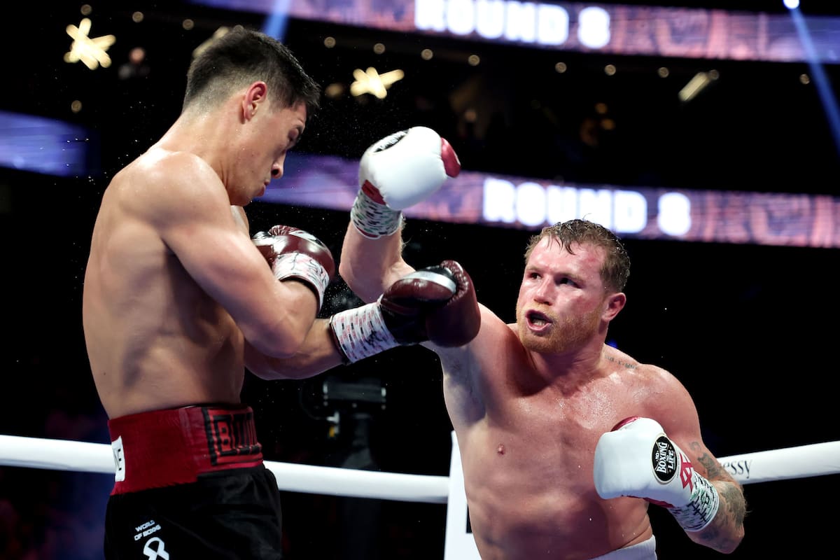 LAS VEGAS, NEVADA.- El ruso Dmitry Bivol dio el batacazo ante Canelo Álvarez.
