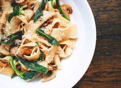 Las verduras son buenos apoyos de las pastas