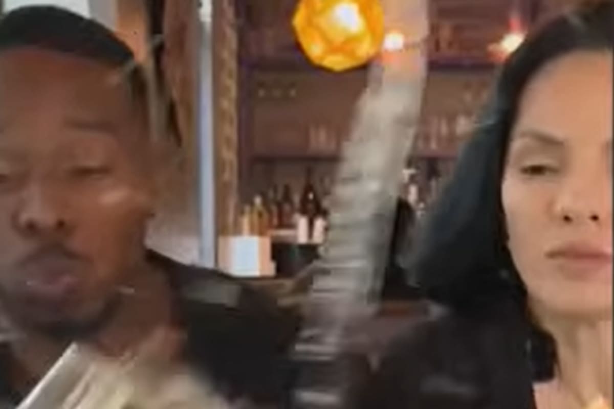 Las víctimas y protagonistas de este accidente son dos influencers “foodie”, que probaban platos en Texas; sufrieron cortes en el rostro y en las manos; las autoridades investigan el hecho