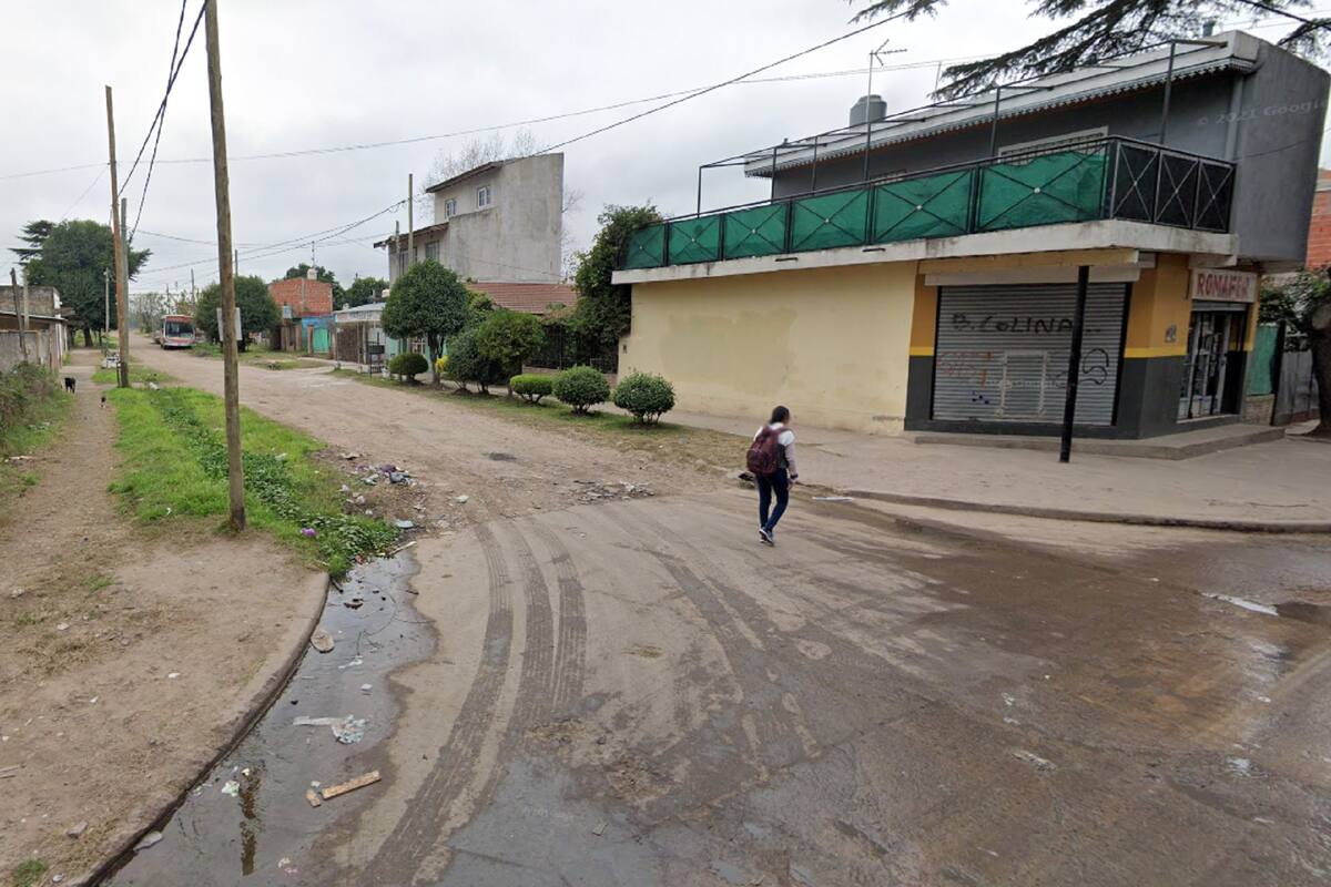 Las Violetas y Reta, Monte Grande
