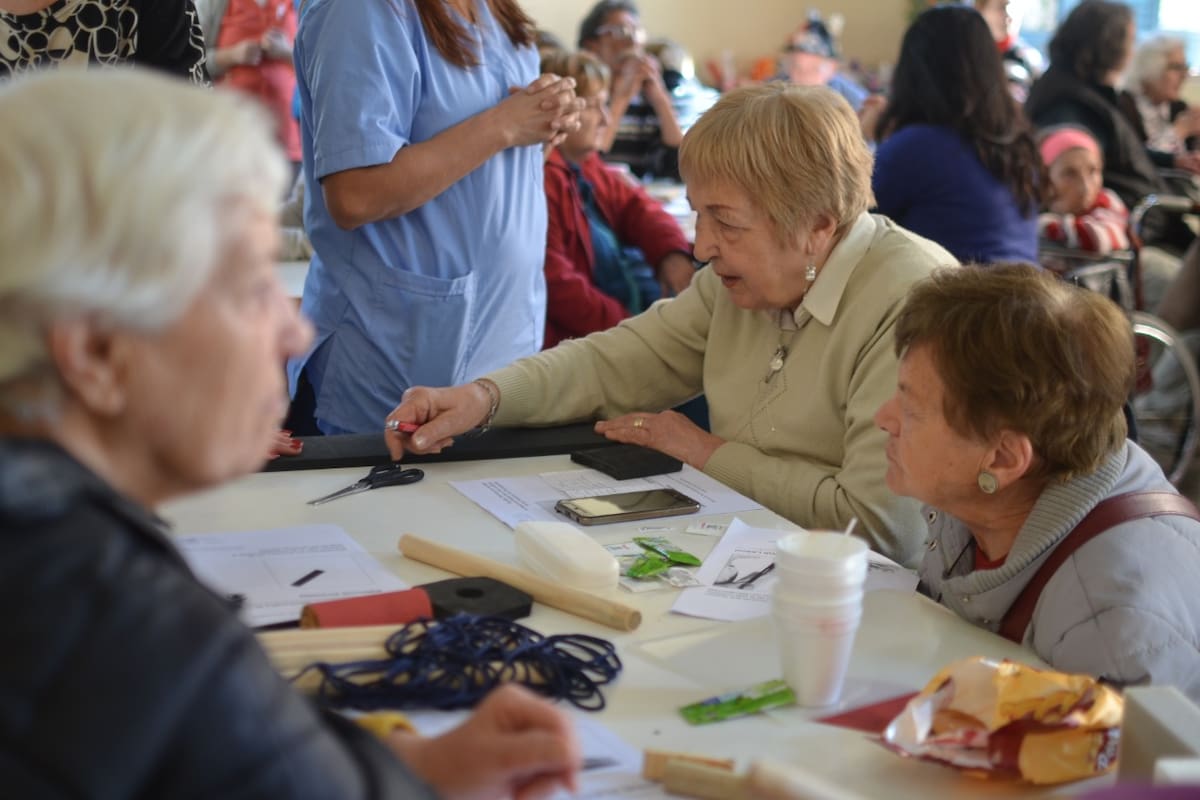 Las visitas de familiares en geriátricos se hacen ahora por videollamada