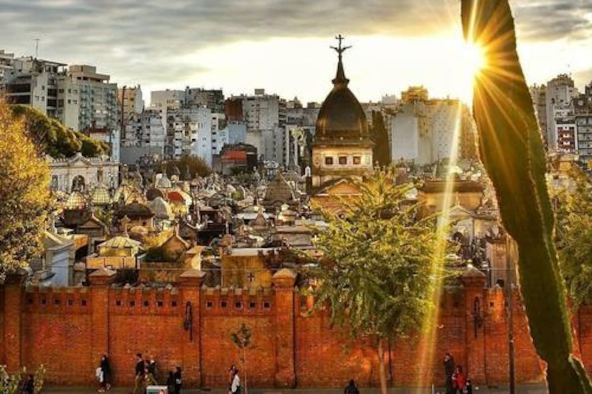 Las vistas al cementerio de Recoleta son un atractivo en la zona